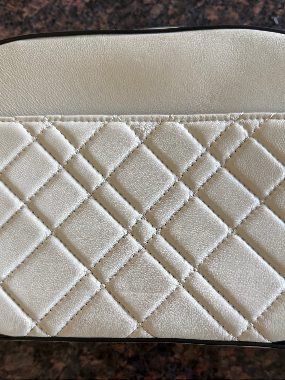 Kurt Geiger Cream Quilted Crossbody with Gold Plaque - Picture 2 of 9
